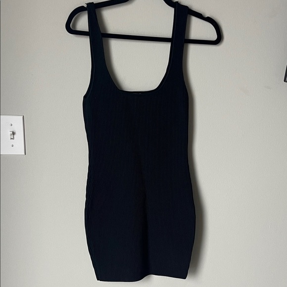 Princess Polly Dresses & Skirts - Elegant Black Sleeveless Dress